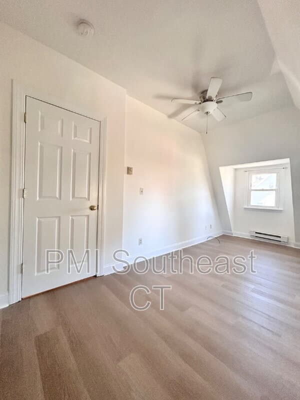 New London Condo: 285 Montauk Avenue