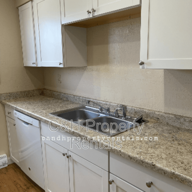 Billings Condo: 405 Roxy Lane - 3