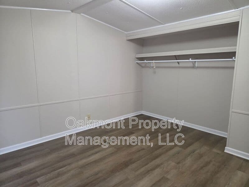 Fayetteville House: 134 Joy Drive