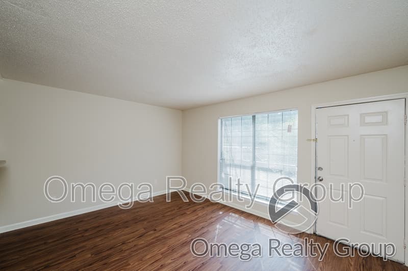 Birmingham Condo: 1811 Carson Rd