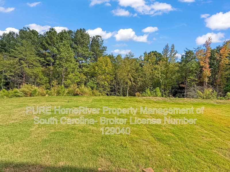 Moore House: 1496 Switchback Cir
