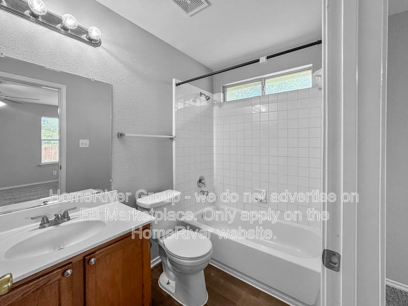 San Antonio House: 6831 Timberlake Run