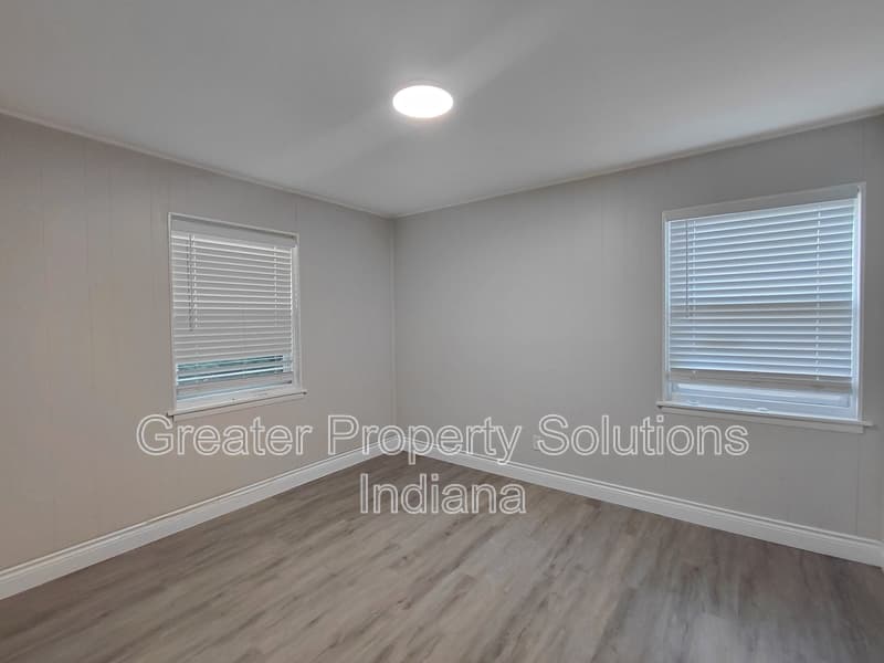 Hammond House: 7974 White Oak Lane