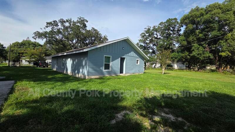 Lakeland House: 1130 W. Marjorie St.