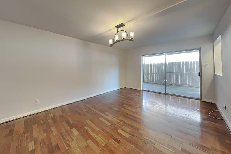 Houston Condo: 505 Westcott St