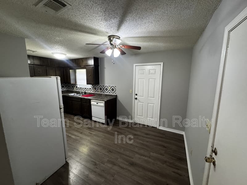Pace House: 4240 Del Almirante Circle