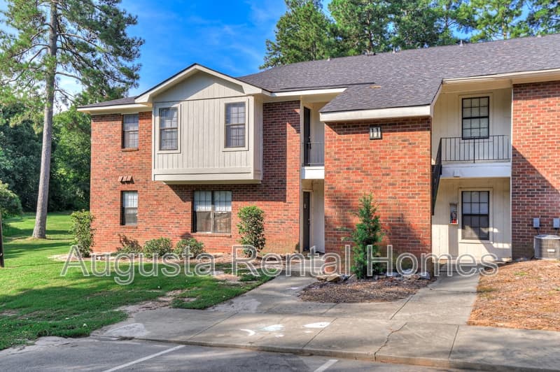 Augusta Condo: 2515 Center West Parkway - 3N