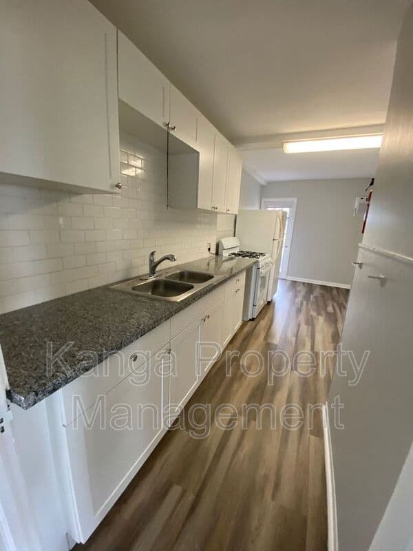 West Palm Beach Condo: 736 Omar Road