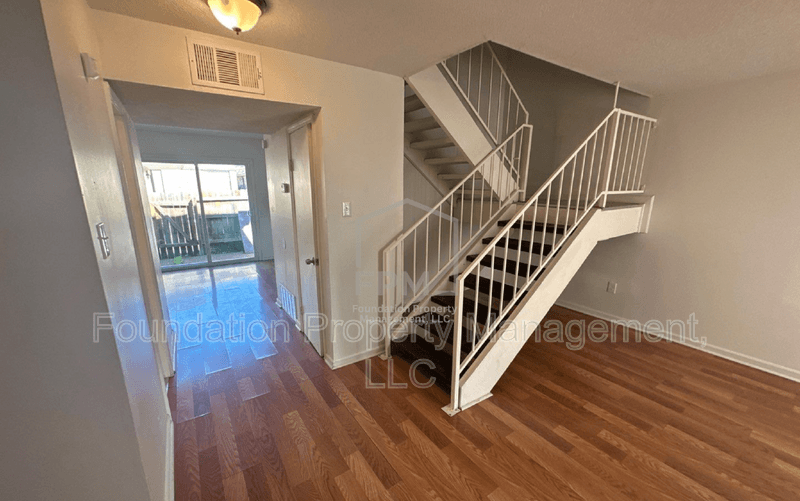 Memphis Condo: 978 University Street