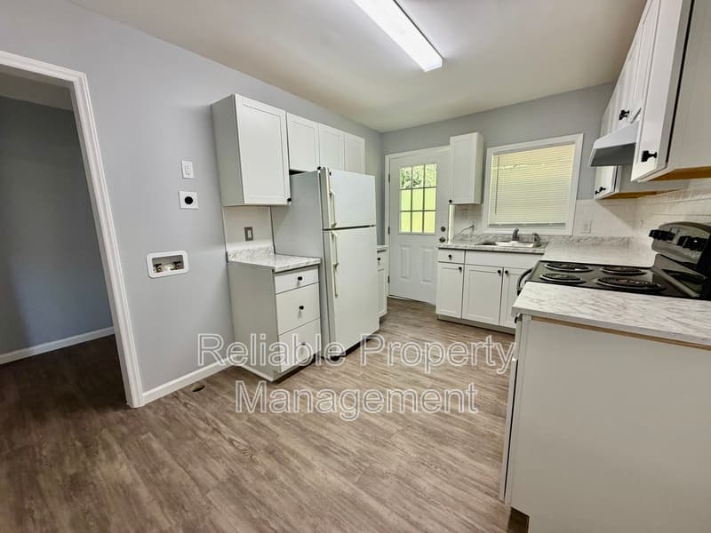 Fuquay Varina Condo: 517 S Fuquay Ave