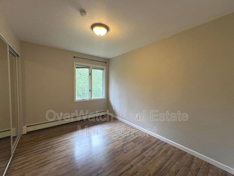 Anchorage Condo: 6121 De Armoun Rd