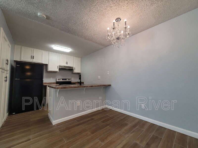 North Highlands Condo: 3939 Madison Avenue