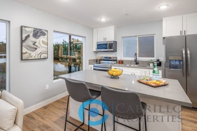 San Diego Condo: 3077 Martin Ave