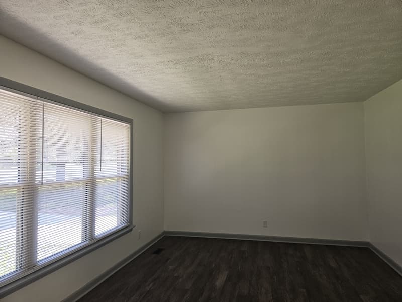 Raeford House: 415 College Drive