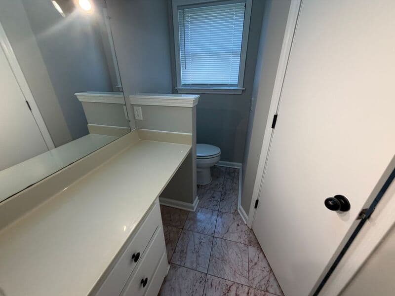 Olive Branch House: 7211 Grove Park Rd