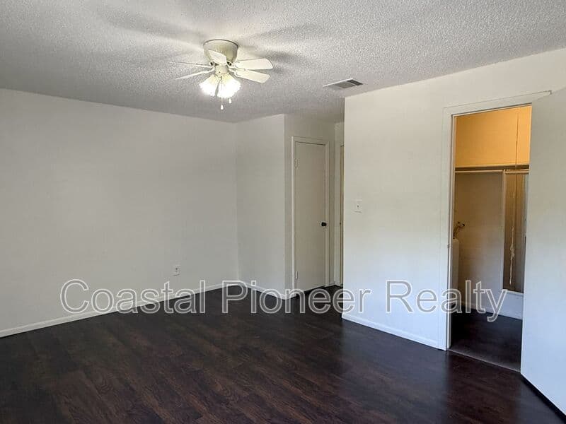 Tampa Townhome: 7573 Abonado R