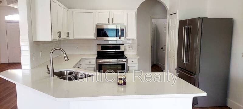 Kissimmee House: 2723 Woodstream Circle