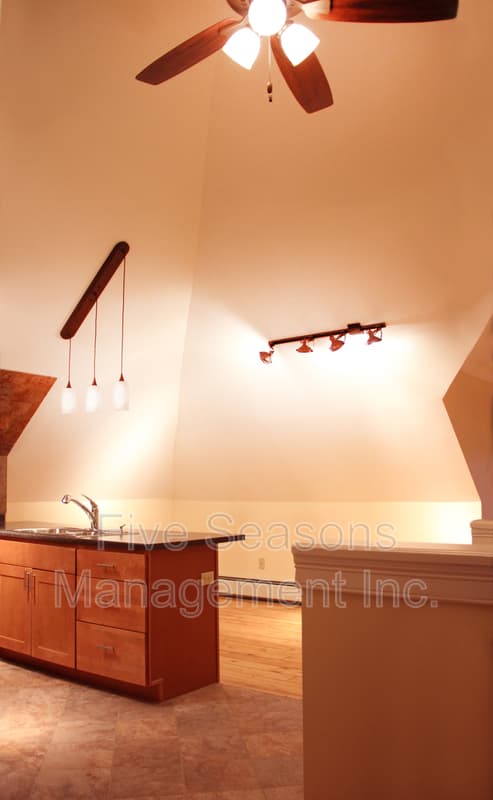Burlington Condo: 40 Intervale Avenue - 5