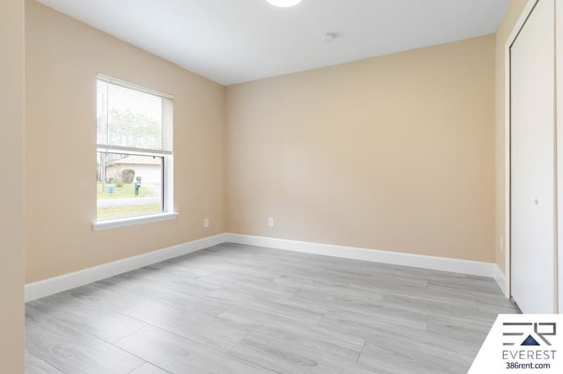 Palm Coast House: 49 Renshaw Drive
