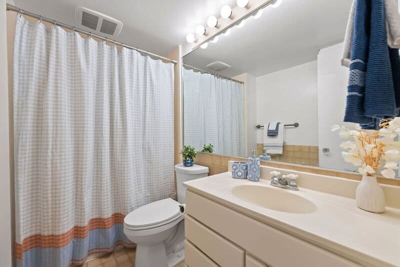 Honolulu Condo: 1013 Prospect St
