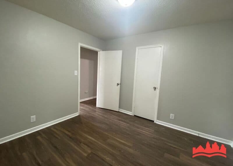 Memphis House: 3301 Sunrise St