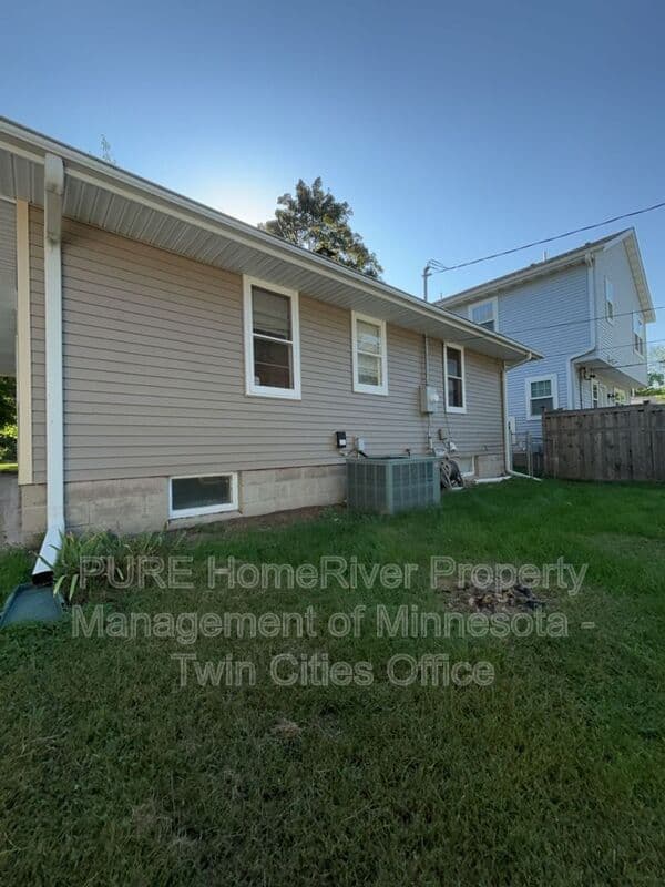 Minneapolis House: 5812 Emerson Ave S