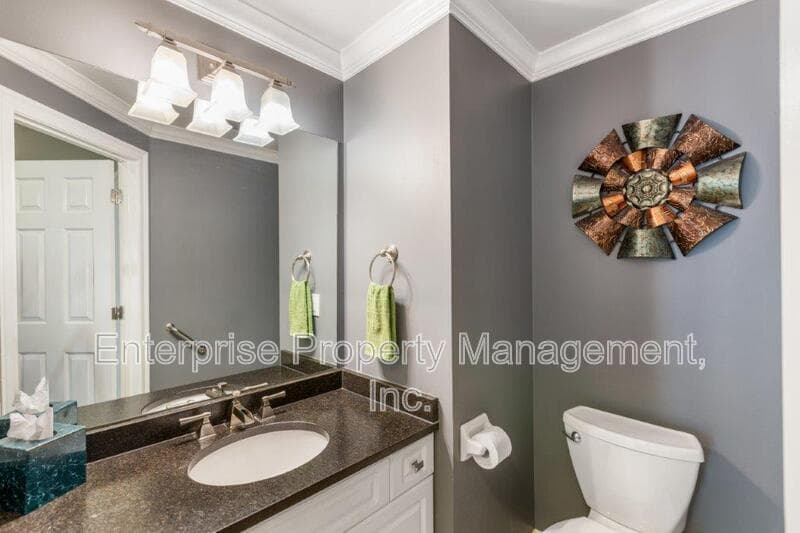 Collierville House: 10290 Shrewsbury Run Way