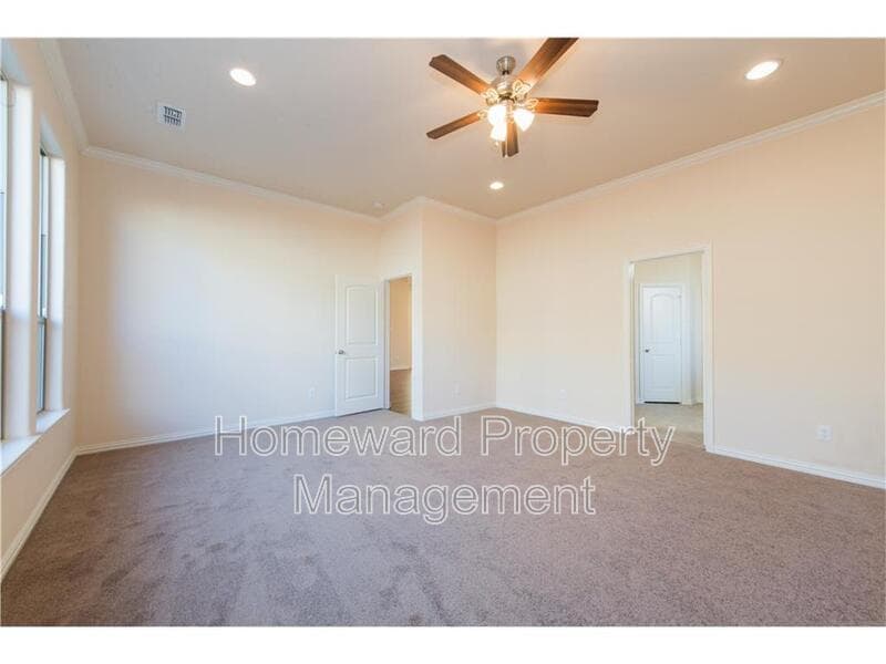 Irving House: 4004 Hanaa Court