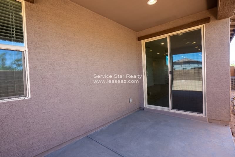 Phoenix House: 9348 W Glenrosa Ave