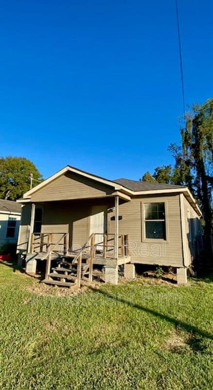Bossier City House: 545 Wyche St.