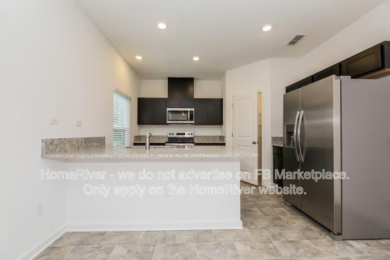 Jacksonville House: 5008 Bramante Dr