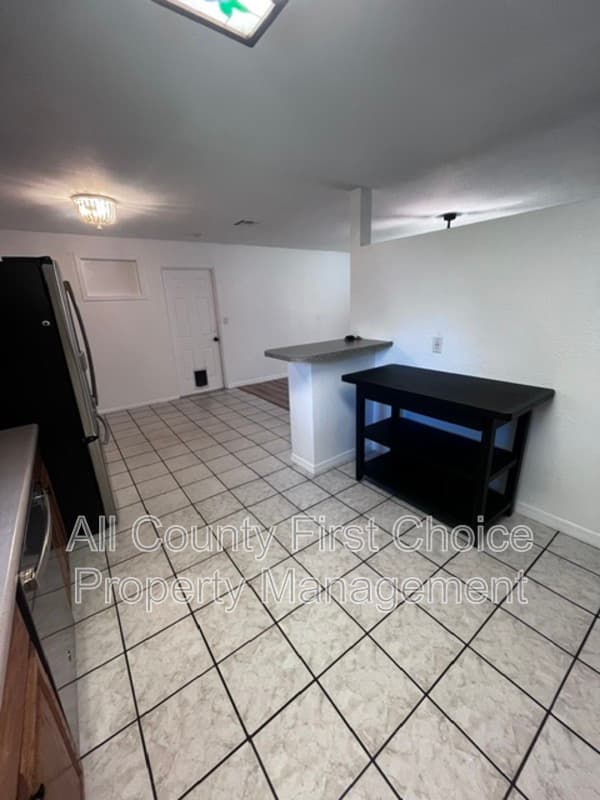 St Petersburg House: 5758 57th Ave N