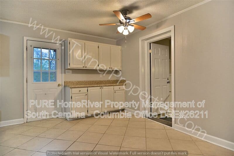 Hopkins House: 112 Harmon Hill Ct