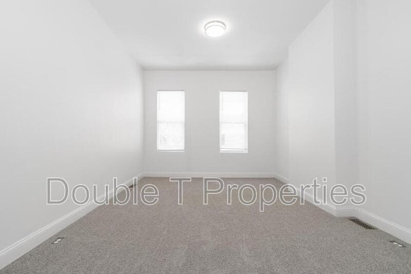Baltimore Townhome: 737 N Chester St