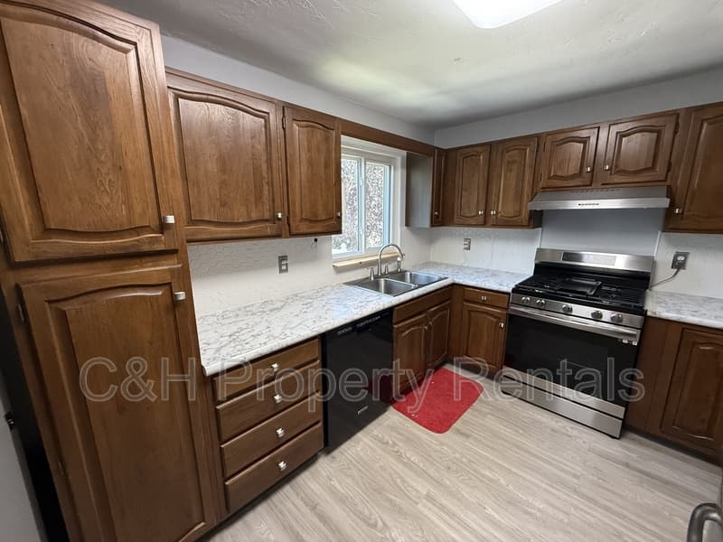 Billings Condo: 2423 Pine Street - 1