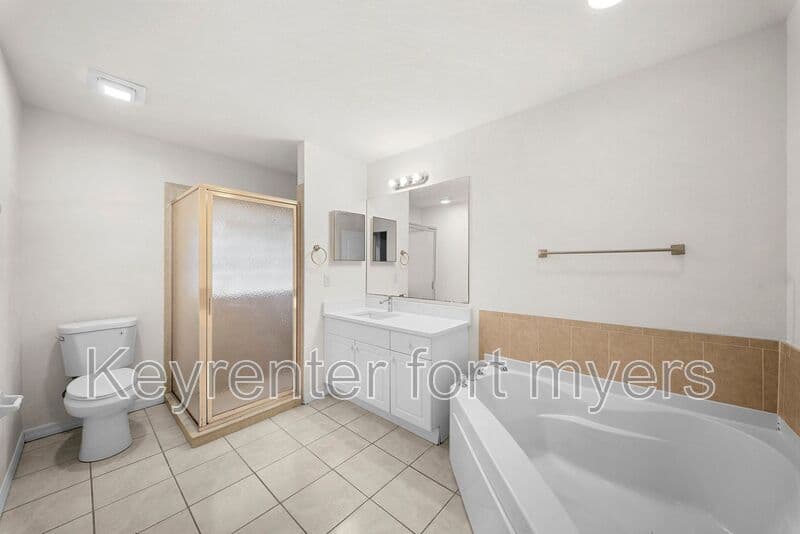 Lehigh Acres House: 2813 34th St W