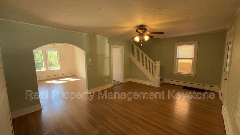 Pittsburgh House: 1428 Bellaire Place
