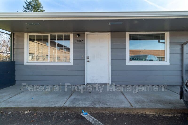Vancouver Condo: 1002 NE 86th ST