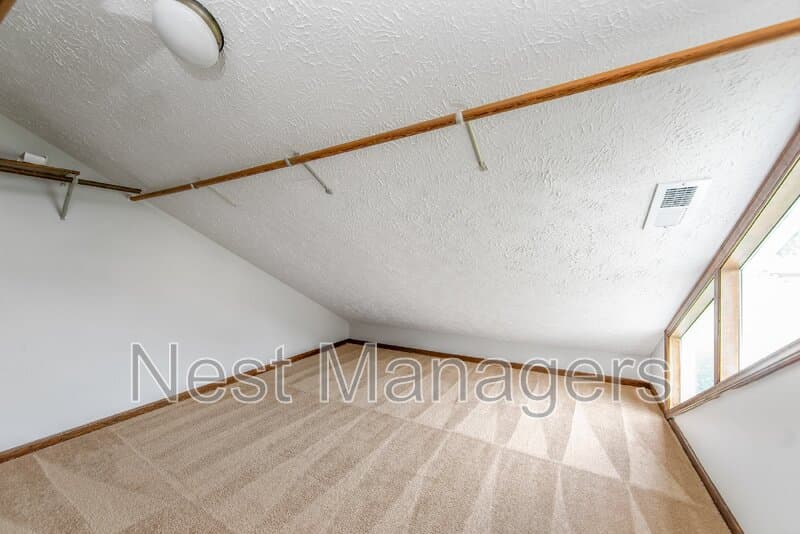 Fayetteville House: 3597 Hastings Drive