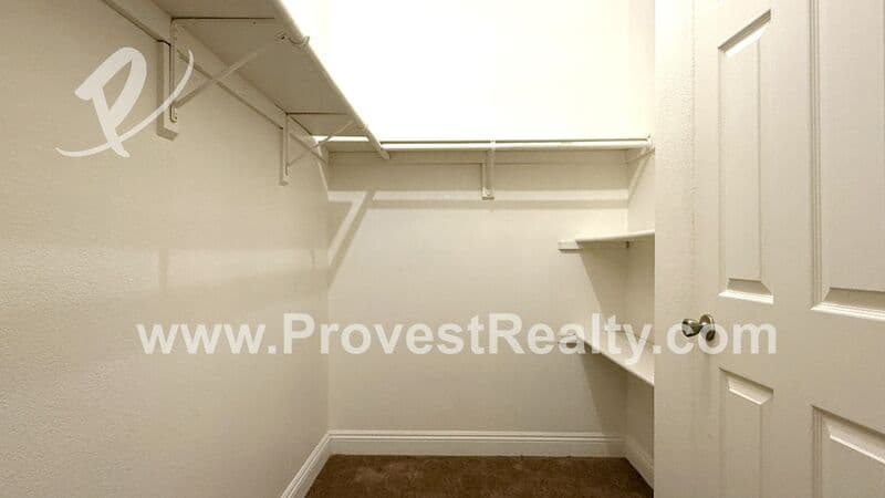 Hesperia House: 7146 Amanda Way