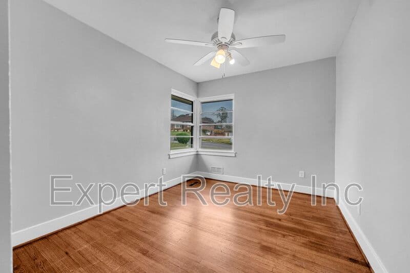 Birmingham House: 1025 45th Street Ensley