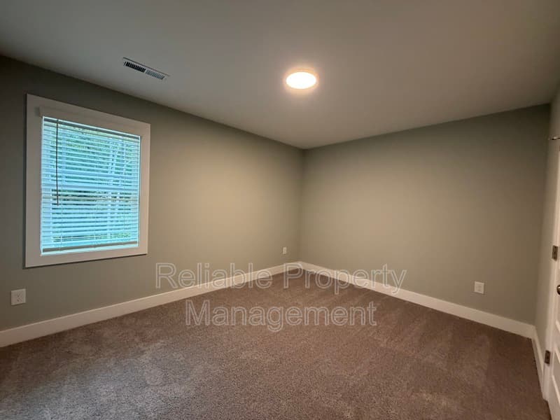 Clayton Condo: 861 Jack Rd