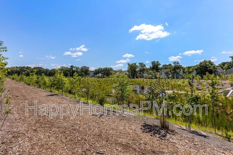 Johns Island House: 1684 Emmets Road