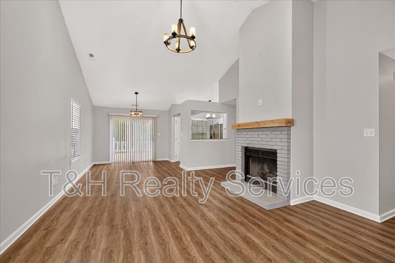 Fishers House: 9741 Roxbury Drive