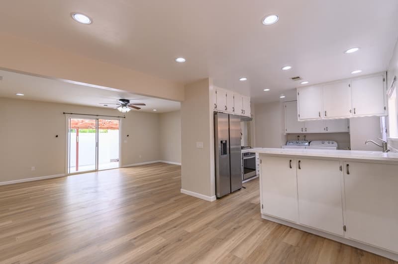 Coronado House: 358 I Ave