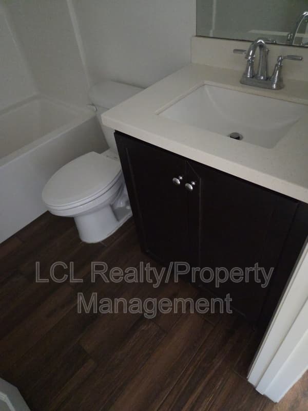Lake Elsinore Condo: 32855 Crown Point Ln