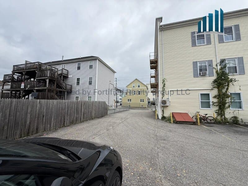 Fall River Condo: 200 County St