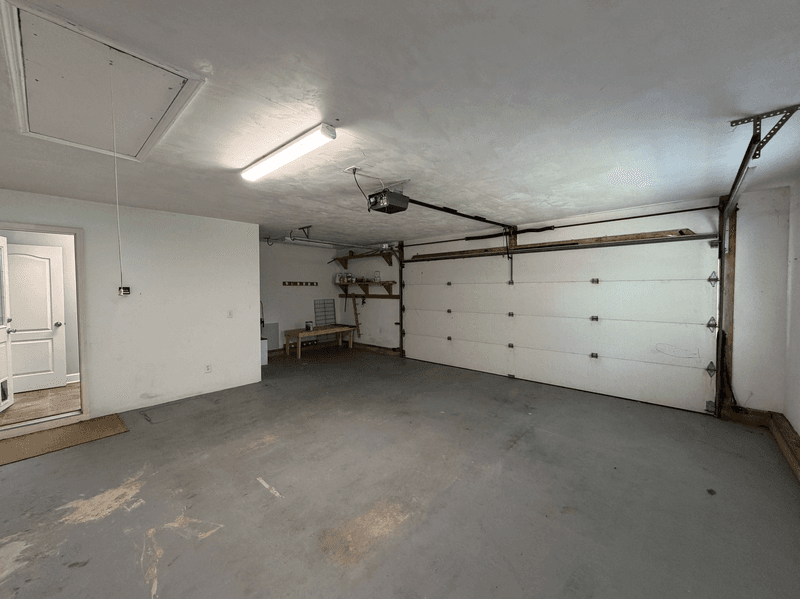 Tallahassee House: 1829 Wagon Wheel Cir W