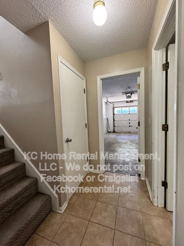 Shawnee House: 6317 Hallet St.