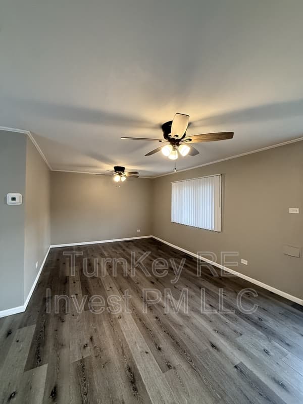 Park Forest House: 471 Tomahawk Street